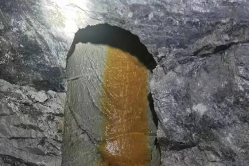 礦山術語:瓦斯抽放、通風 充填、排水、通風、溜礦、安全通道 礦山術語:瓦斯抽放、通風 充填、排水、通風、溜礦、安全通道